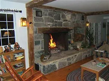 Russell Young Bed And Breakfast-1